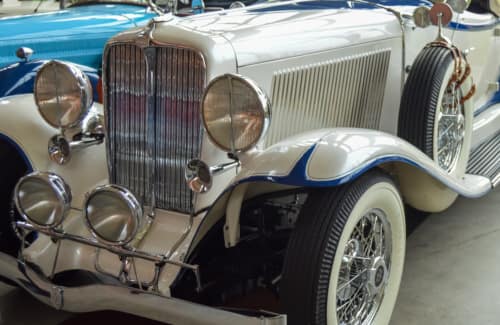 White 1932 Auburn V12