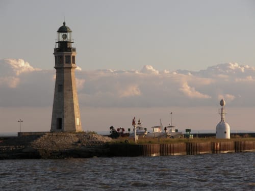 Buffalo Main Light 2