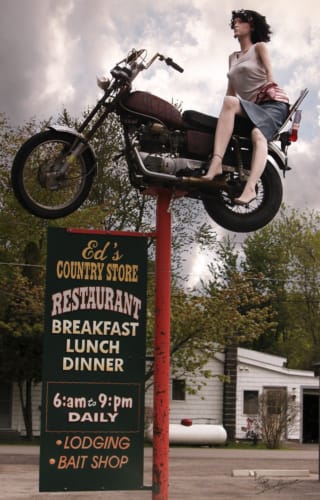 Ed's Country Store Sign